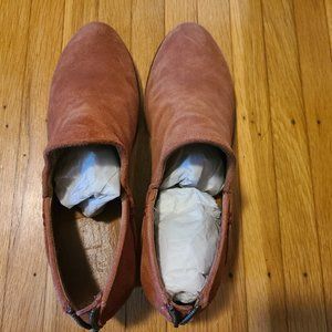 FRYE WOMENS CARSON ROSEWOOD SUEDE ANKLE BOOTIE SIZE 11 M BACK ZIP